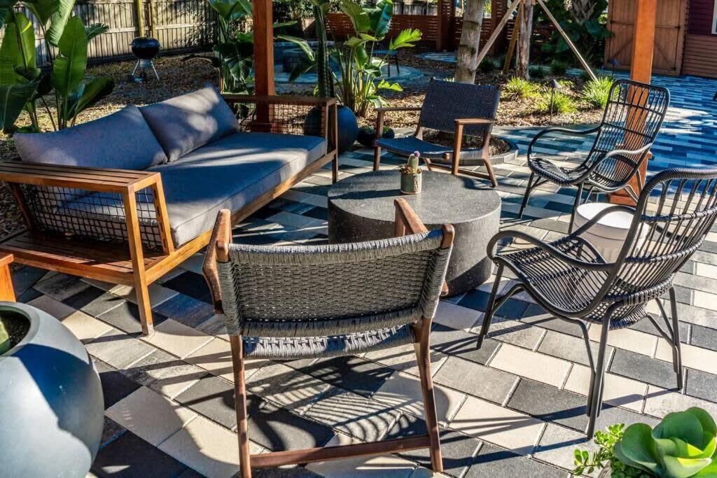Unique Studio W Pool Spa & Gardens Near Downtown ジャクソンビル エクステリア 写真
